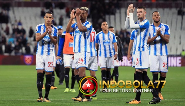 Pesta Gol Liverpool Setelah Kalahkan Huddersfield Town